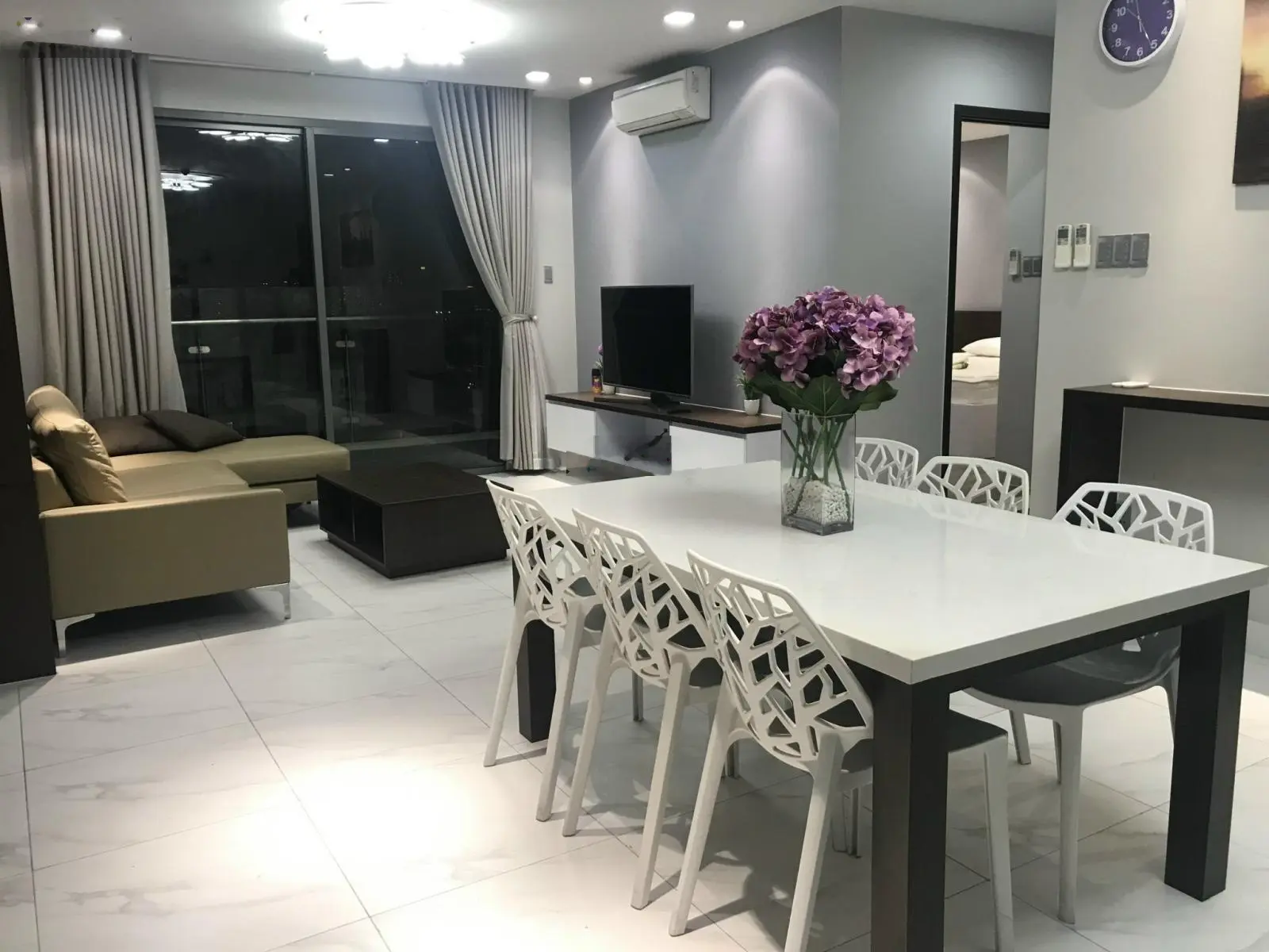 Tôi bán căn hộ Xi Grand Court, Quận 10. DT: 70m2, 2PN, 2WC, gía: 4tỷ6, LH: 0898 523 *** Như Ý
