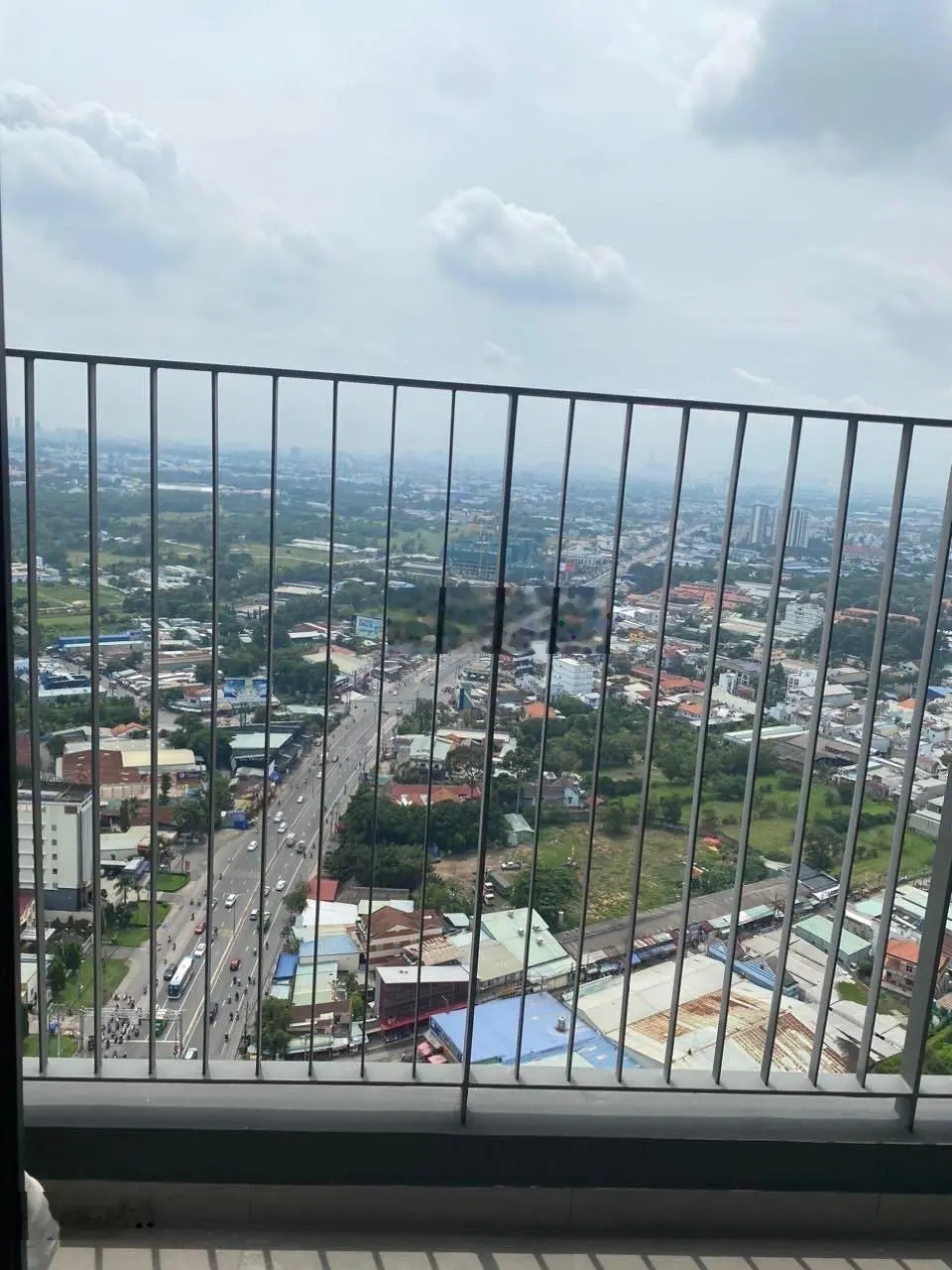 Cần bán căn hộ chung chư Gofl View Lê Phong Bình Dương, 2pn2wc tầng thấp, diện tích 72m2