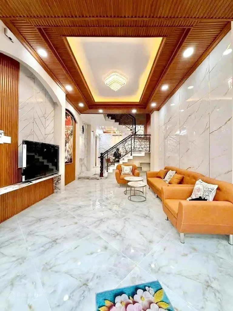 4 tầng-khu vip lê văn quới-xe hơi đỗ cửa-ngã tư 4 xã - 63m2 -nở hậu - tặng full nội thất-nhỉnh 6 tỷ