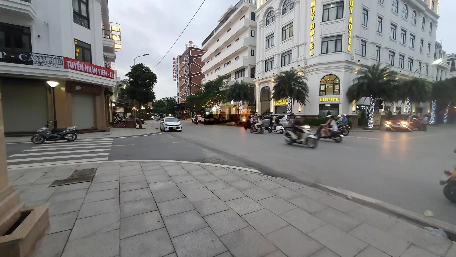 Bán căn góc hai mặt tiền dự án Hoàng Huy Nguyễn Tất Tố 68m2, mặt tiền 6m, giá 9.2 tỷ. LH 0389 451 ***