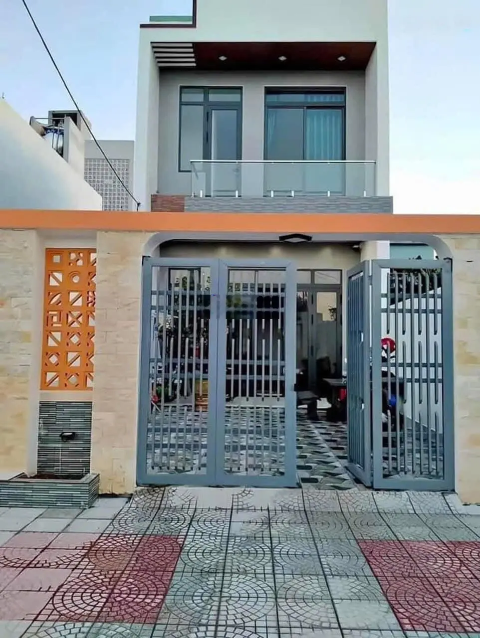 Chủ nhà định cư đi Mỹ nên bán gấp căn nhà ở Hồ Học Lãm, 80m2