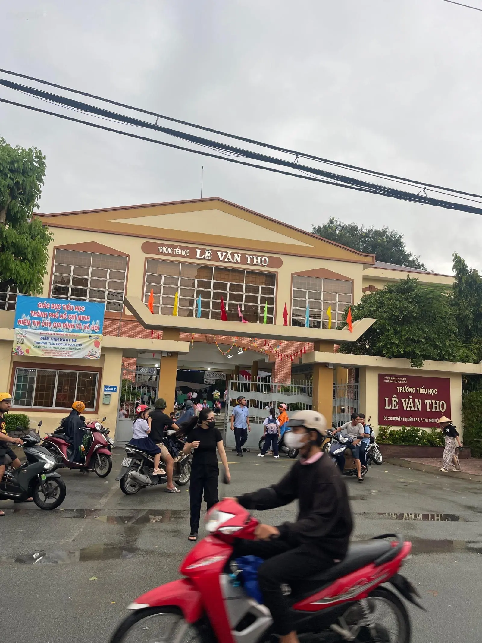 Bán Nhà Quận 12 Tân Thới Hiệp Ngay MeTro Giáp Gò Vấp Hẻm Ô Tô