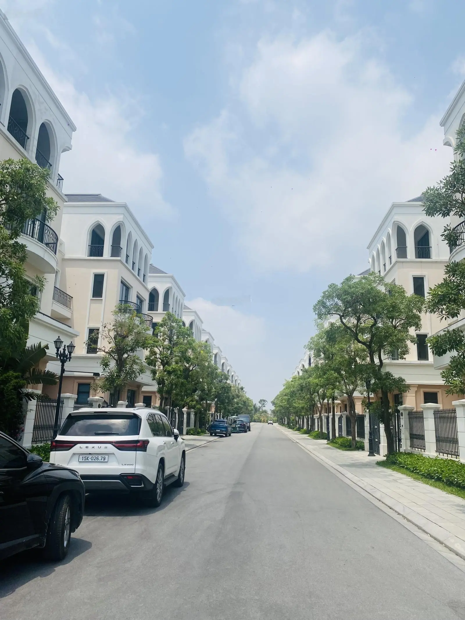 Chủ nhà cần tiền bán Tứ Lập Hải Âu -diện tích 120m -Mặt tiền 8m, thiết kế thoải mái nhỉnh 15tỷ