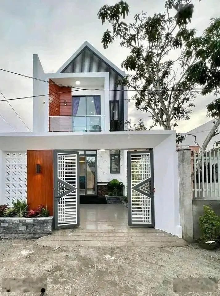Bán nhà đẹp giá rẻ 82m2, 2PN, 2WC Linh Xuân, Thủ Đức, 5,5 tỷ hàng hot uy tín
