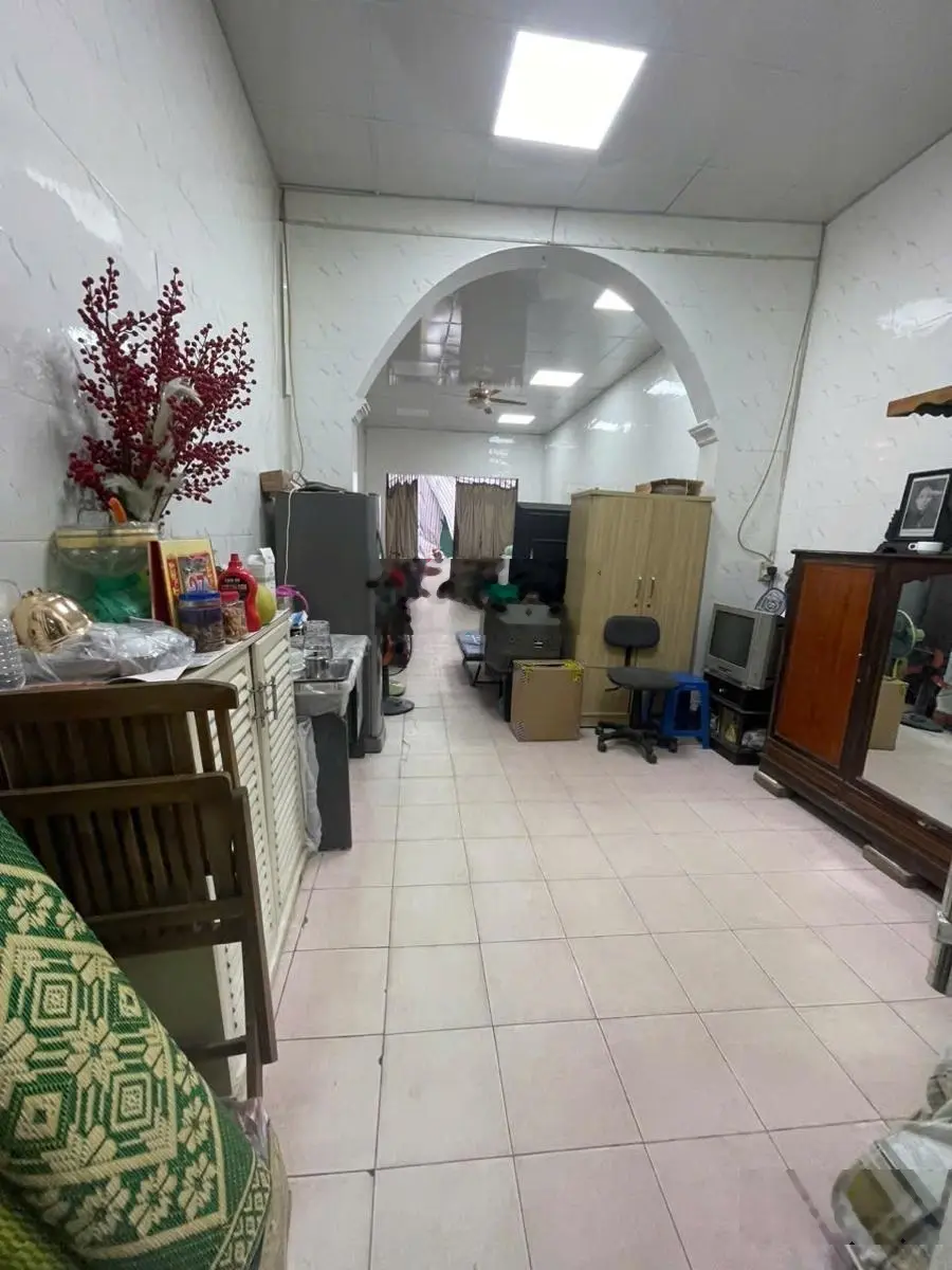 Bán nhà quận Ba Đình diện tích (85 m2) giá chỉ nhỉnh 30 tỷ diện tích rộng giá rẻ. Ko có căn thứ 2
