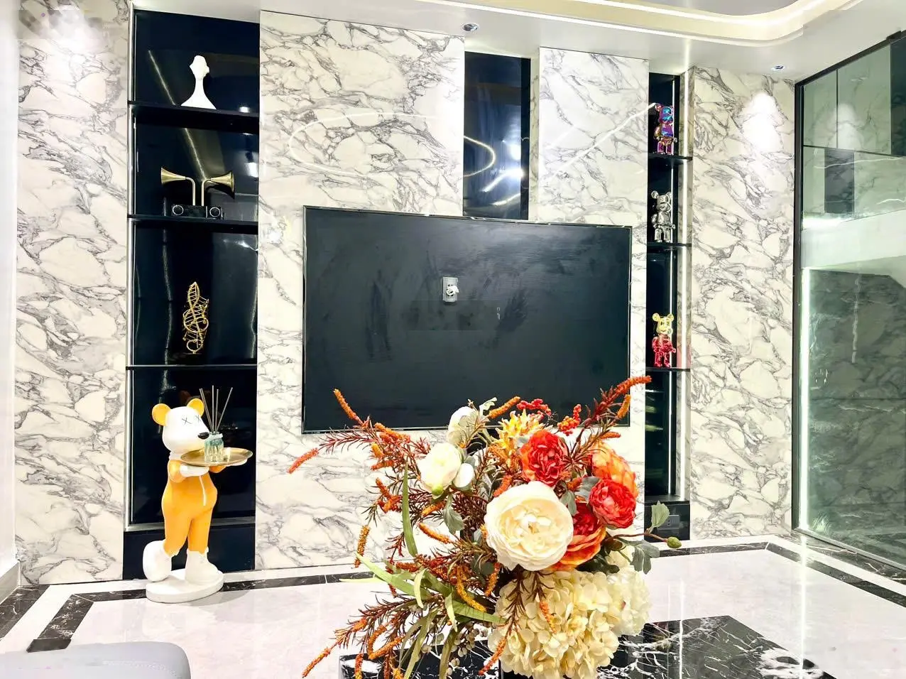 NHÀ ĐẸP ĐẦU XUÂN. Bá Căn nhà mặt ngõ oto 4 tầng tại An Đà, vài bước ra Đông Khê Mới.