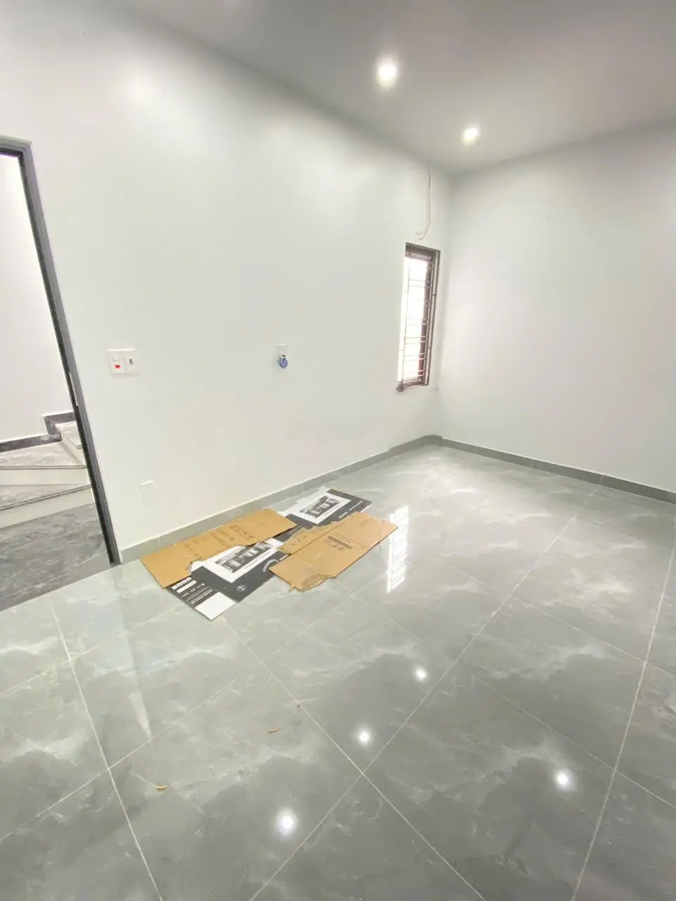 Nhà độc lập 3 tầng ngõ ô tô - Chợ Vĩnh Khê - gần Hoàng Huy An Đồng