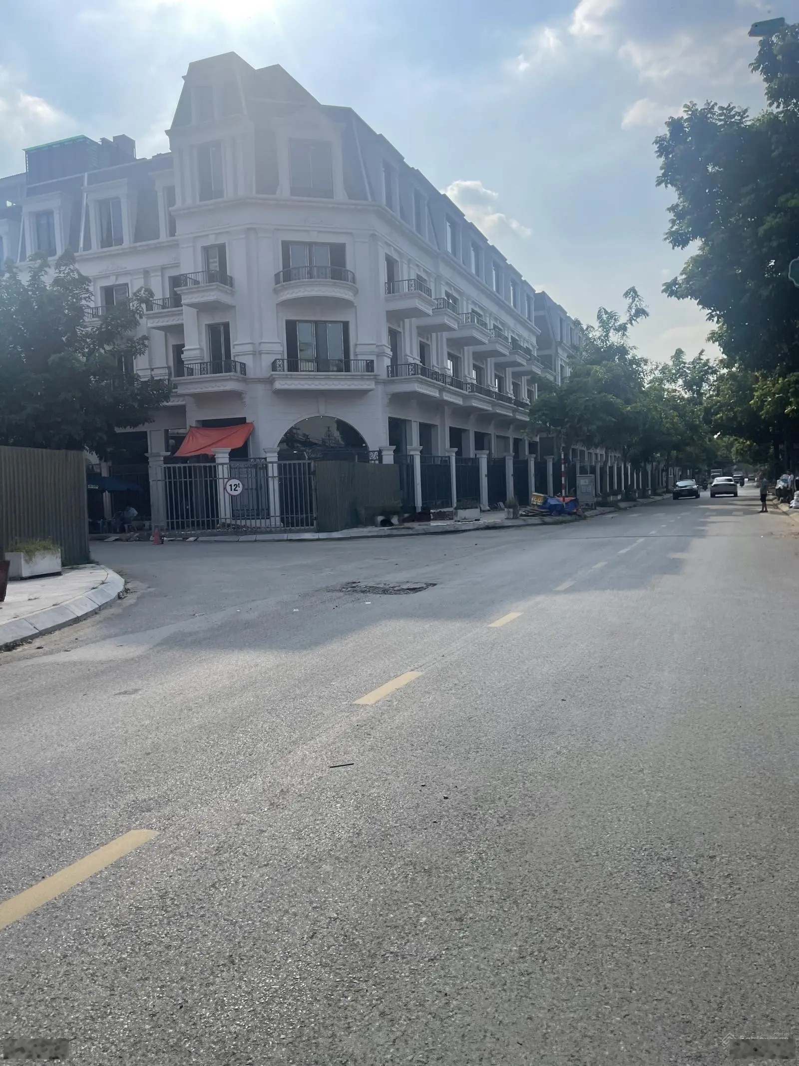 Bán 56m Thị Trấn Đông Anh .Ô tô chạy quanh, chỉ nhỉnh 2 tỷ