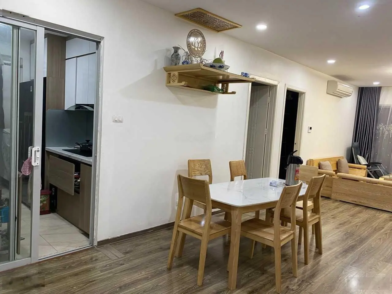 Chỉ từ 50tr/m2 sở hữu ngay căn hộ 2N2W full nội thất tại Sky Central 176 Định Công, sổ đỏ + slot xe