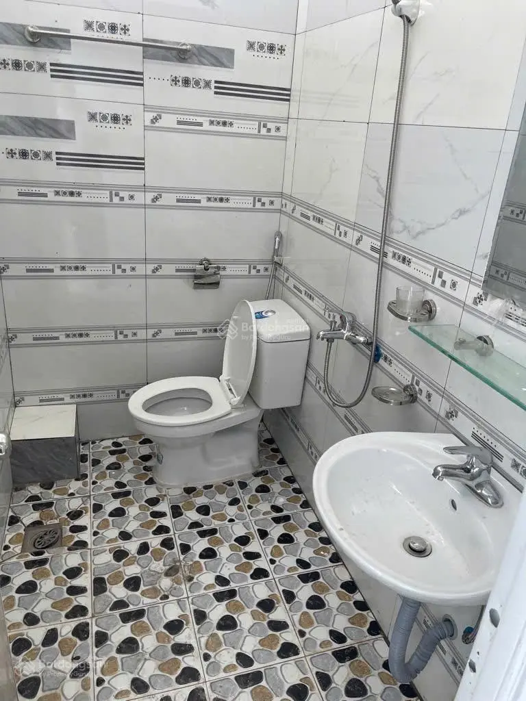 Bán nhà Cầu Diễn, Bắc Từ Liêm 37 m2 x 3 tầng ô tô tránh cổng giá 4,6 tỷ