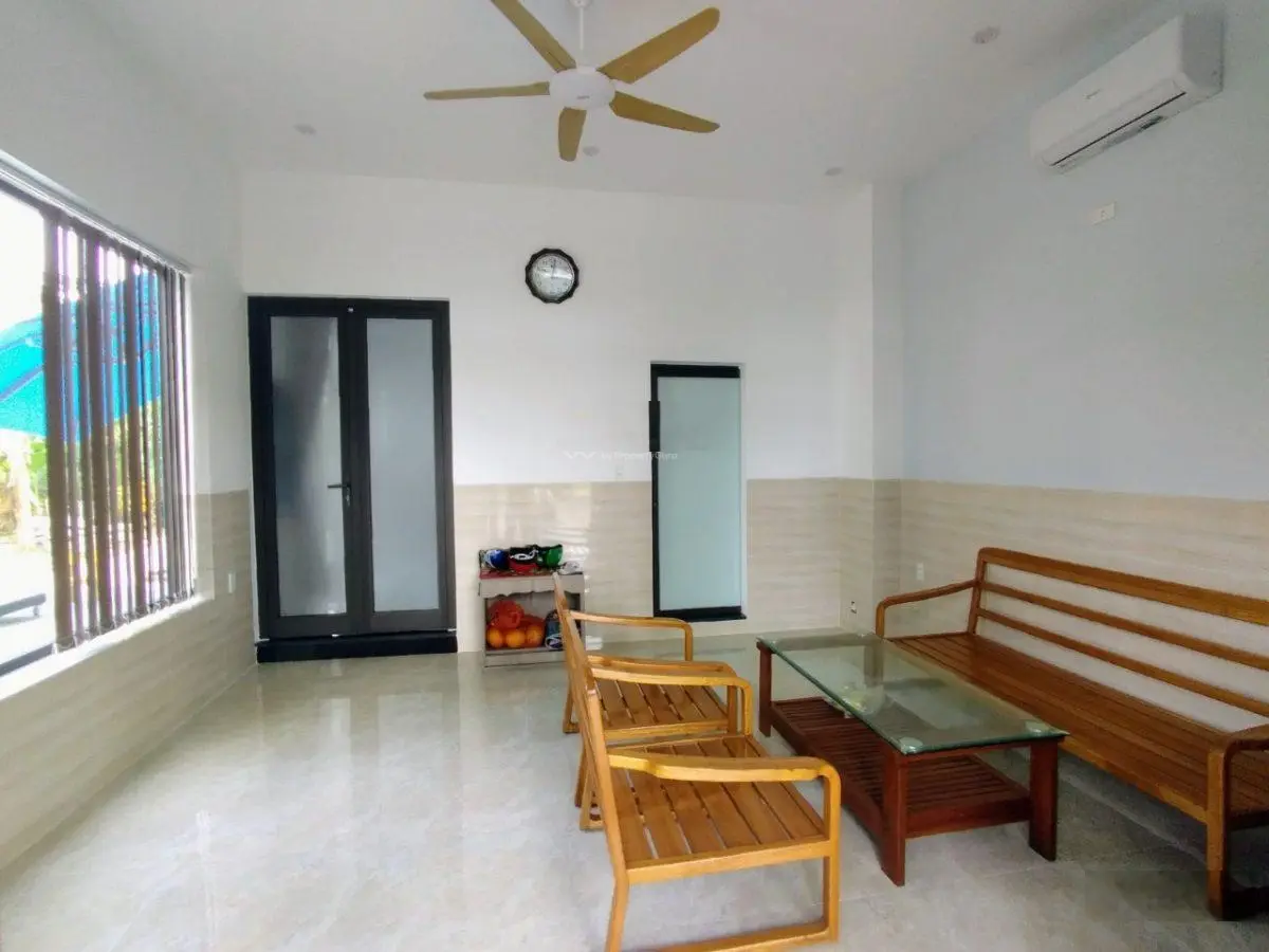 Nhà 3 tầng, đường Quách Thị Trang, kẹp vệt cây xanh, tiện KD, 6.1 tỷ
