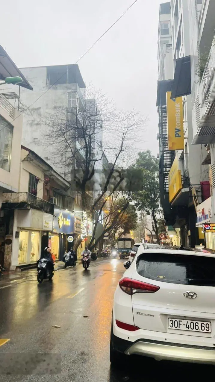 Bán nhà 116m2 4T mặt phố MT 5m Quận Hai Bà Trưng 1 sổ 1 chủ 73 tỷ Bùi Thị Xuân