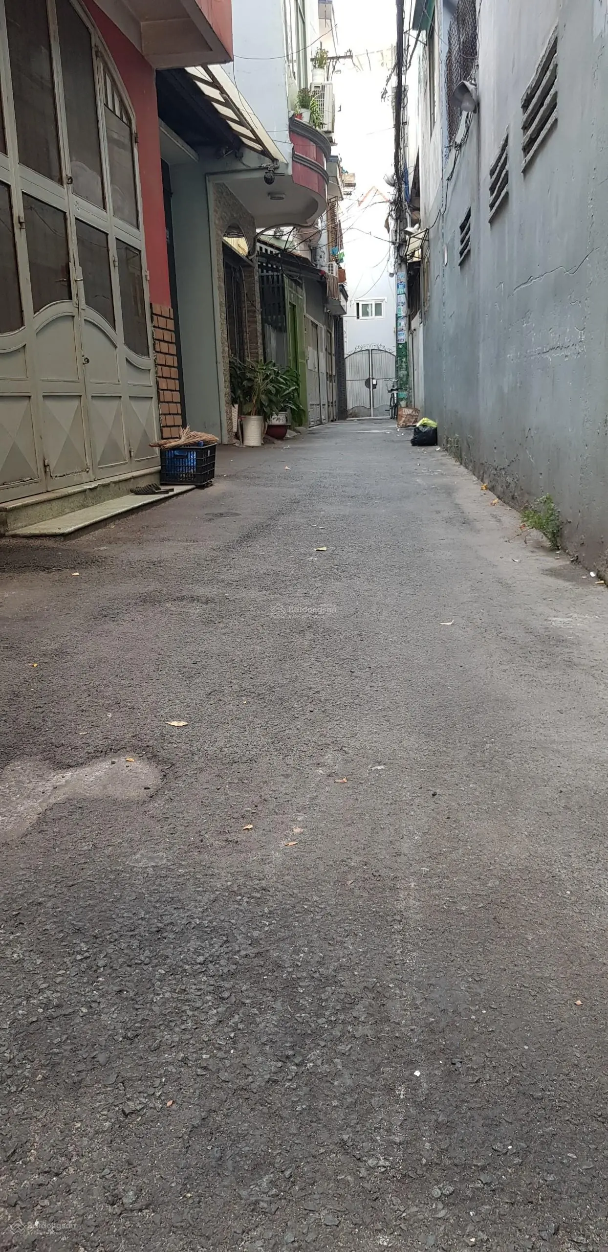 Bán nhà hẻm Cộng Hòa, P.13, Tân Bình. DT 4.7 x 13m, cấp 4