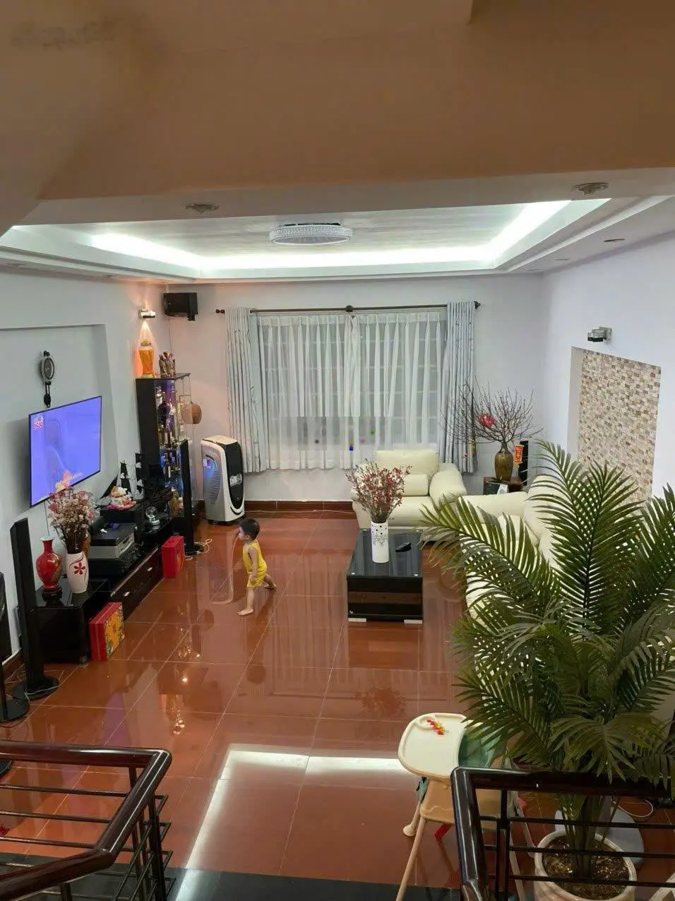 Nhà đẹp hầm 4 tầng gần công viên Cao Đức Lân, diện tích 4x20m, dòng tiền 35tr/th. Giá chỉ 18 tỷ TL
