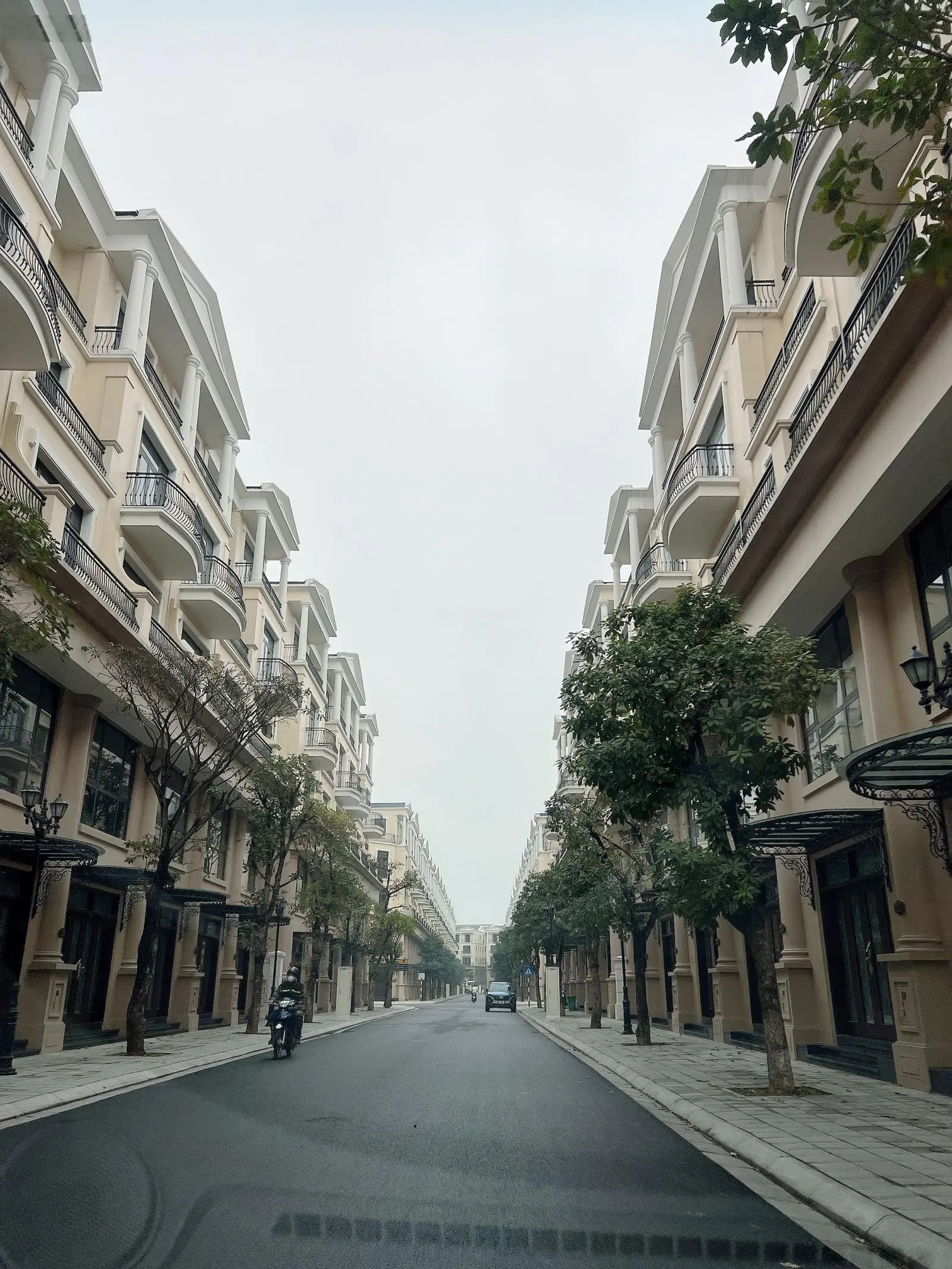 Bán shophouse vừa ở vừa kinh doanh 5 tầng 240m2 sàn tại VH Ocean Park 2 sẵn sổ đỏ giá 7,85 tỷ