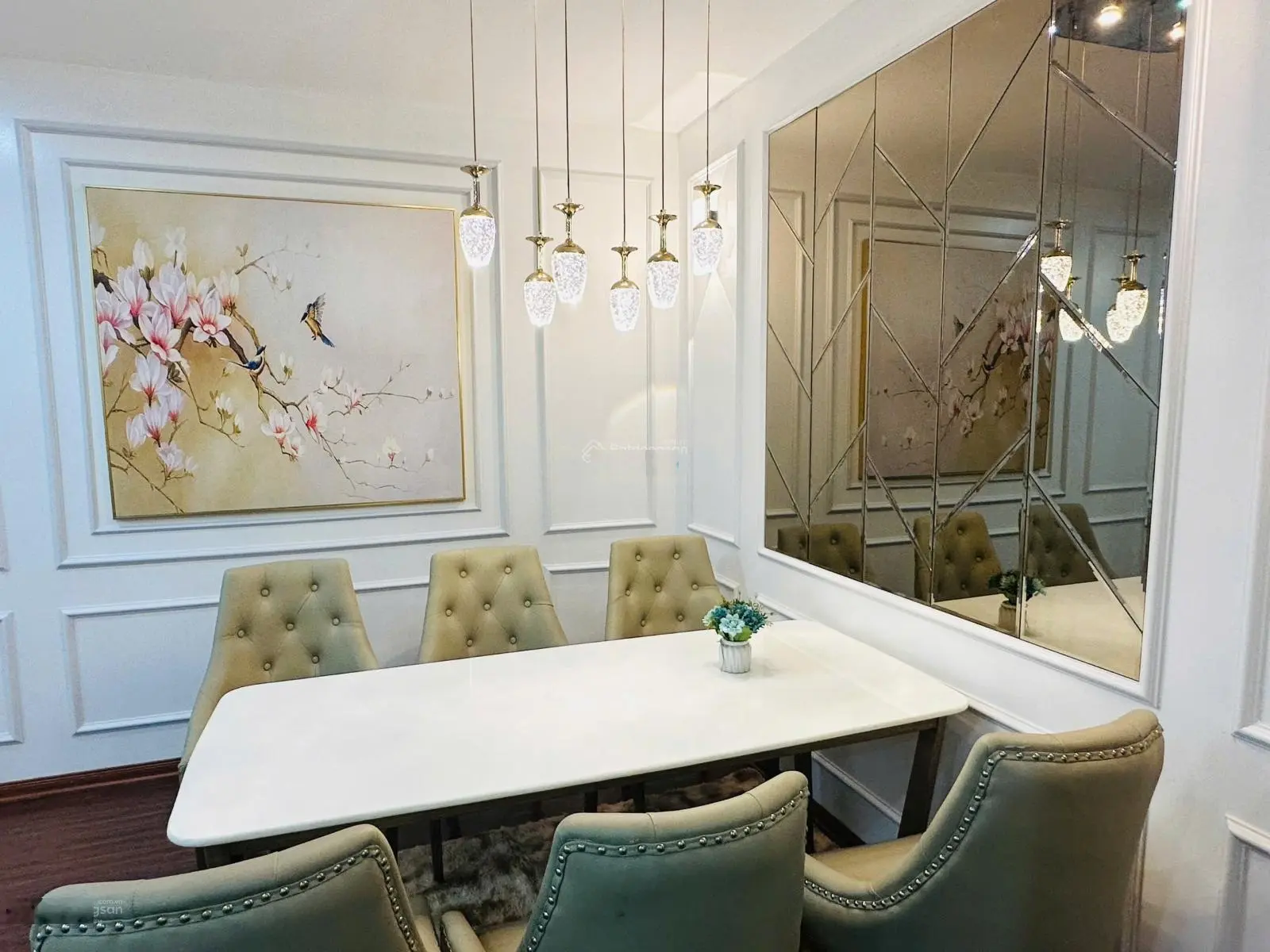 Bán gấp căn hộ 110m2, giá 8,7 tỷ, chung cư Royal City, 2PN 2WC