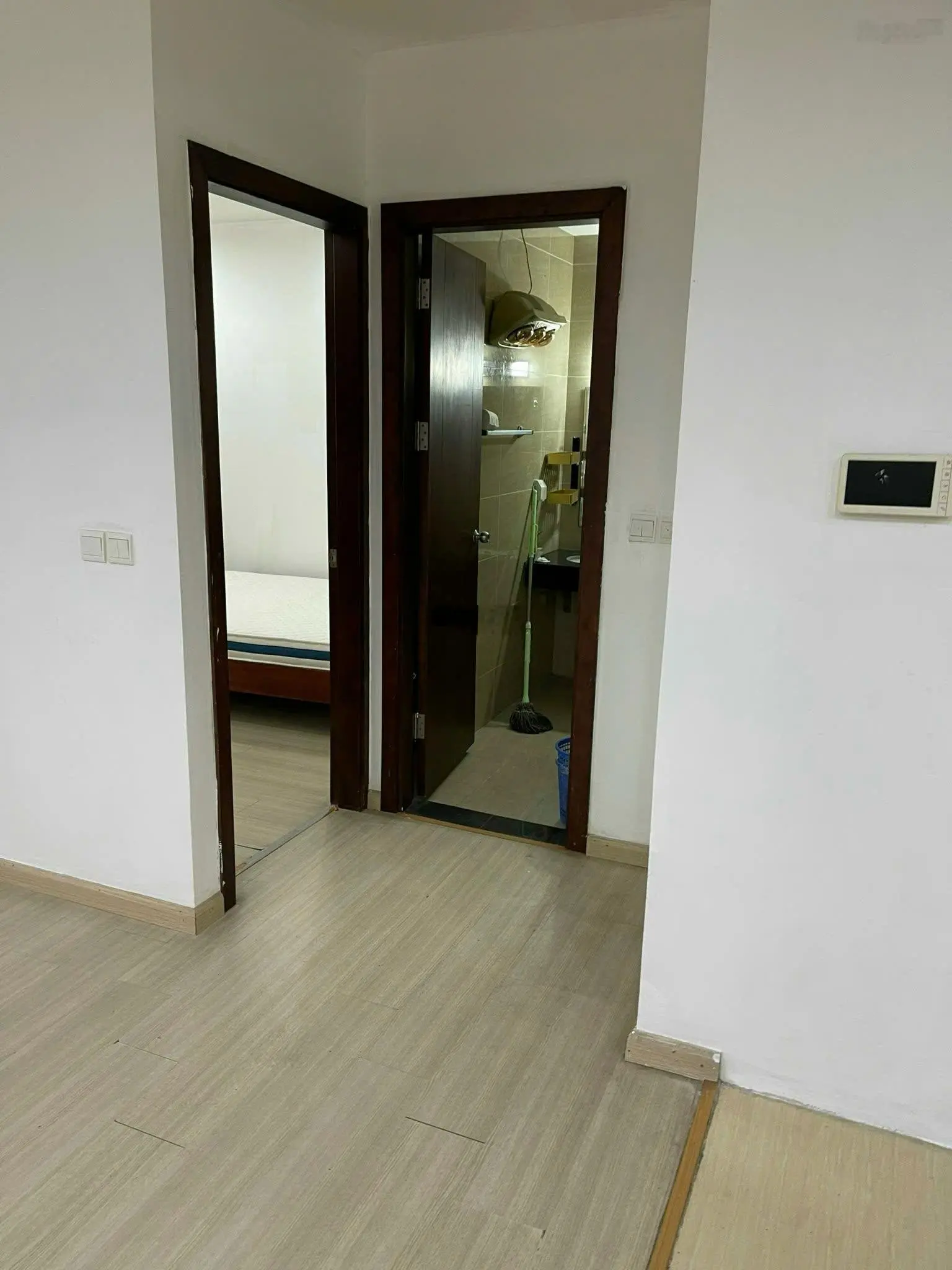 Chính chủ bán căn hộ 99m2 tại Hồ Gươm Plaza, 3PN 2W, full nội thất mới, giá bán 4,95 tỷ