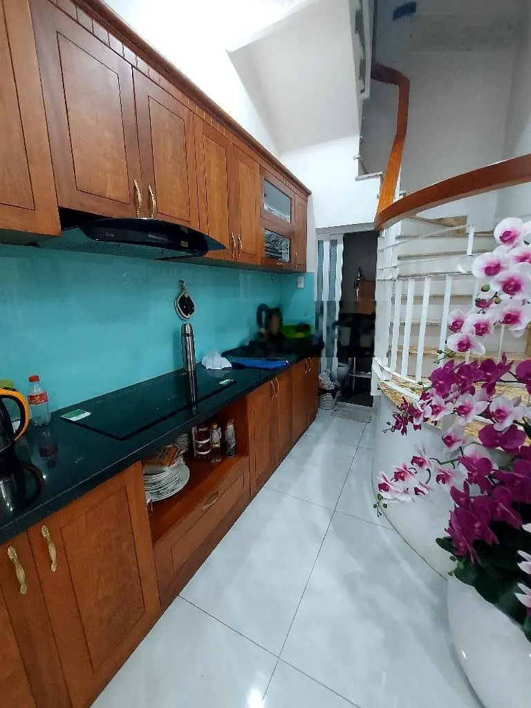 Nhà mặt tiền đường số 2, Phú Mỹ, Q7: 4 tầng, ST, 5,2*12m, 9,3 tỷ, thương lượng, SHR