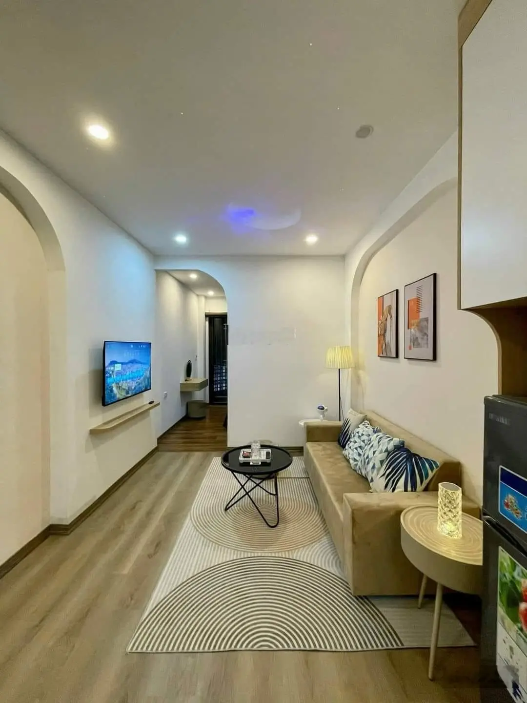Bán gấp CCMN Trung Kính - 151m2*8 tầng - MT 8m - Giá: 35,5 tỷ - Đạt 2 tỷ/năm - Kinh doanh đẹp