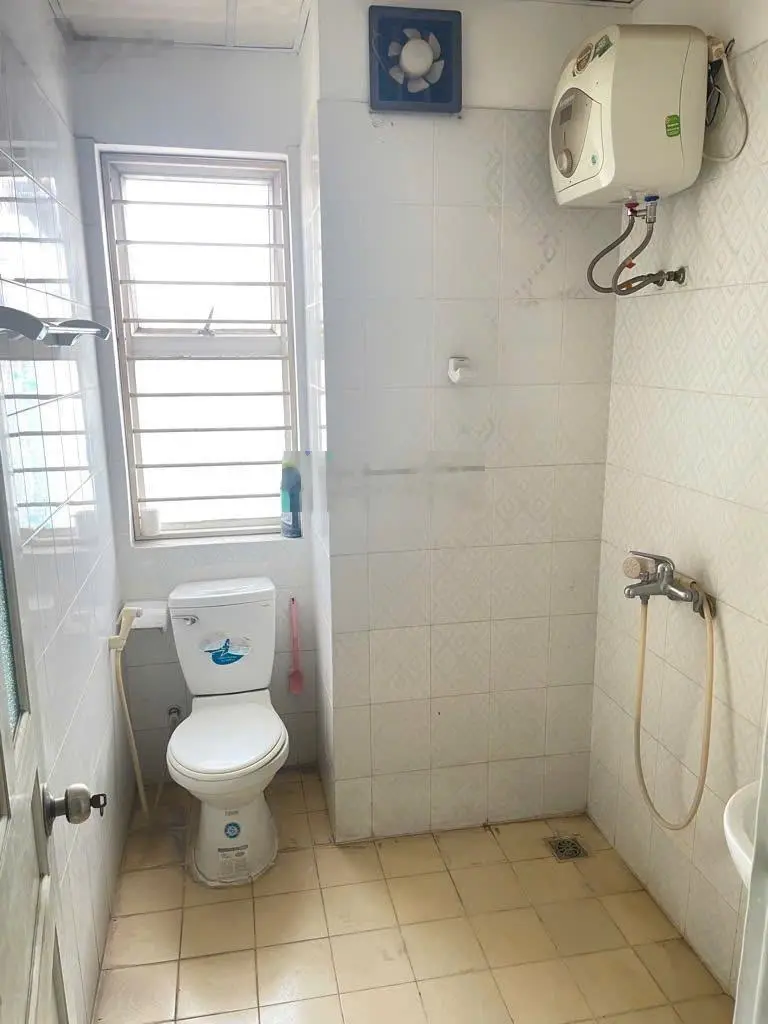 Bán căn góc 2pn 2vs toà CT1 chung cư 45 Nguyễn Sơn - diện tích 83.4m2 sổ đỏ lâu dài