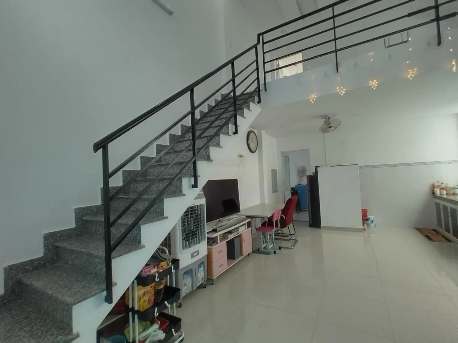 Bán nhà 2 tầng hẻm xe hơi ngang hơn 4m nở hậu công nhận hơn 70m2 Tân Chánh hiệp quận 12 chỉ 3.tỷ X