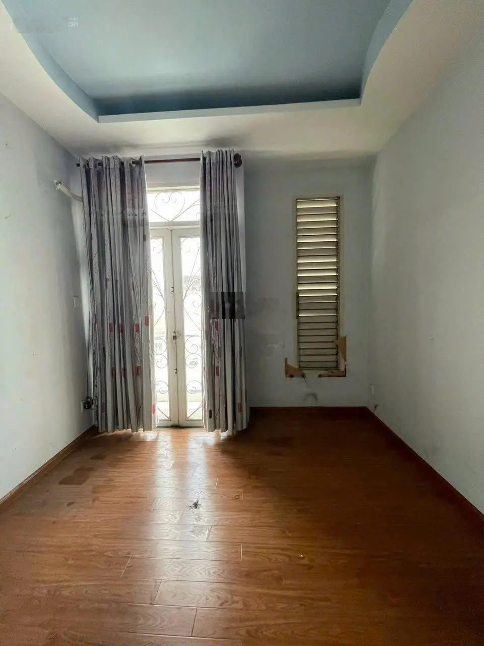 Nhà sổ sẵn ngay cầu bình phú ngang 5m đường oto. ngay sát cầu bình phú 55m2. có 3 phòng shr