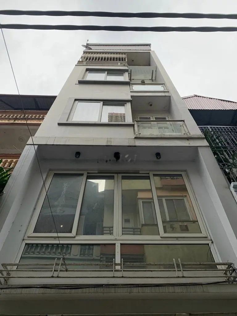 Cần bán nhà phân lô phố Nguyễn Khang 65m2, 5t, ô tô tránh, kinh doanh