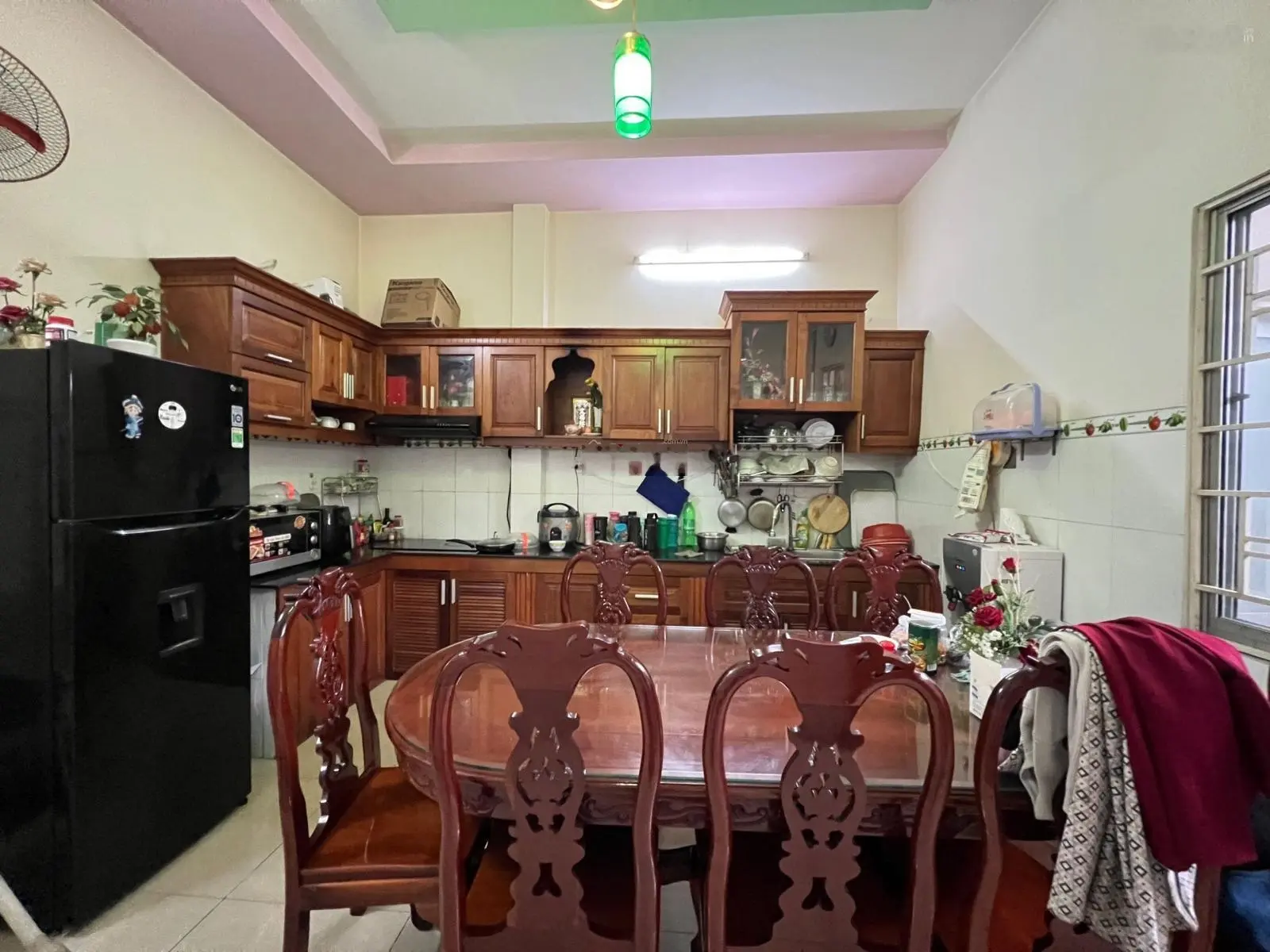 Bán nhà 1 trệt 3 lầu mặt tiền đường số 3