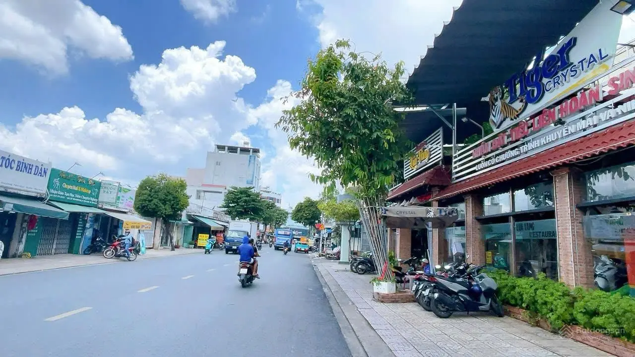 Bán mặt tiền kinh doanh Tân Sơn Nhì, 5mx33m, giá 28 tỷ, P. Tân Sơn Nhì, Q. Tân Phú