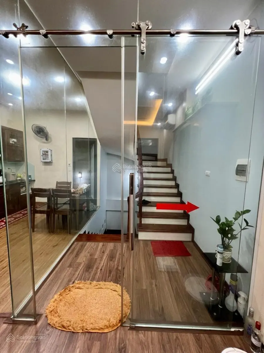 Siêu phẩm phân lô vỉa hè duy nhất tại Nguyễn Chính Hoàng Mai, DT 50m2, MT 5m, 5 tầng. LH 0912 002 ***