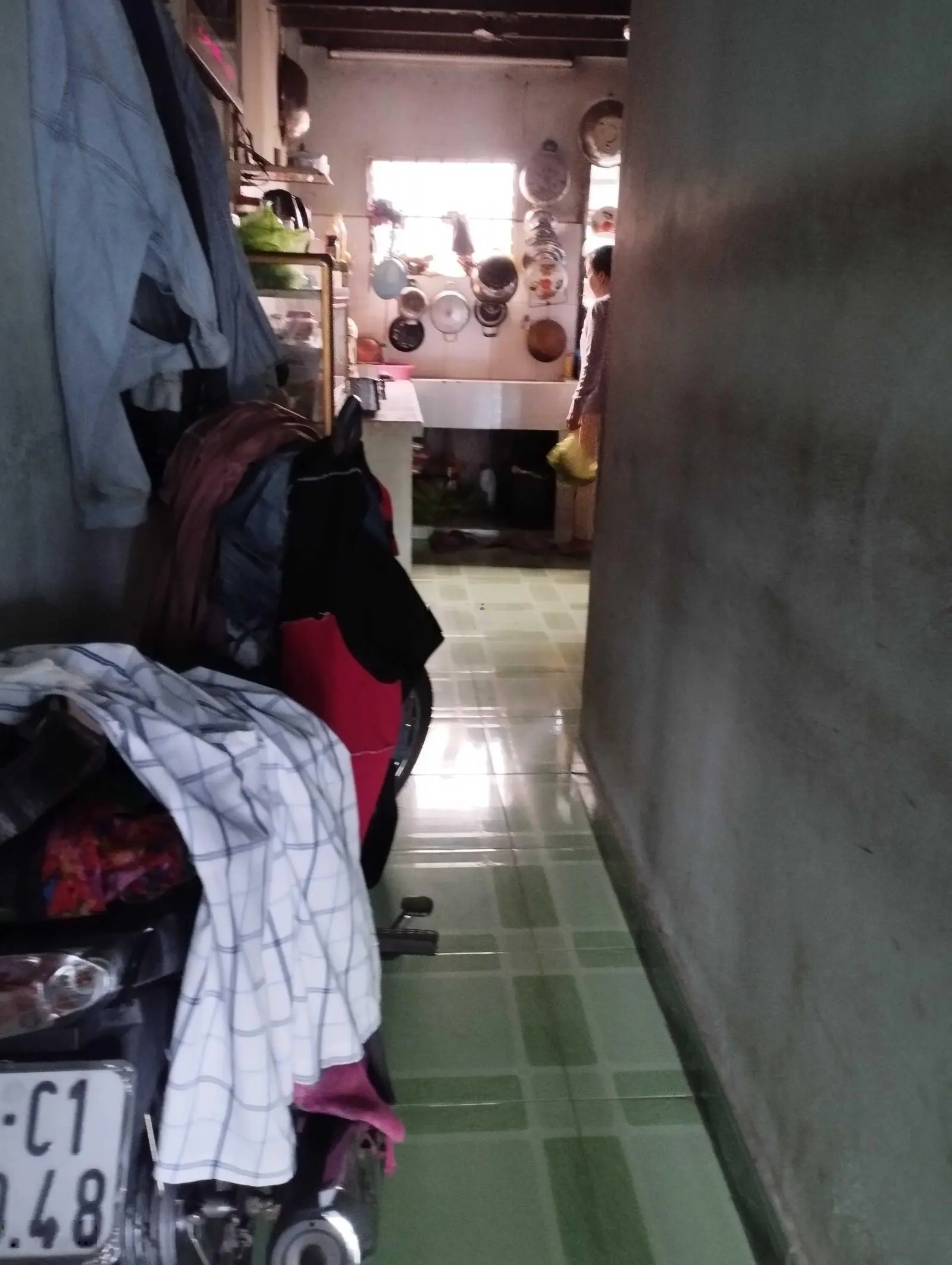 Bán đất tặng căn nhà Cấp 4 Lái Thiêu giáp Vĩnh Phú