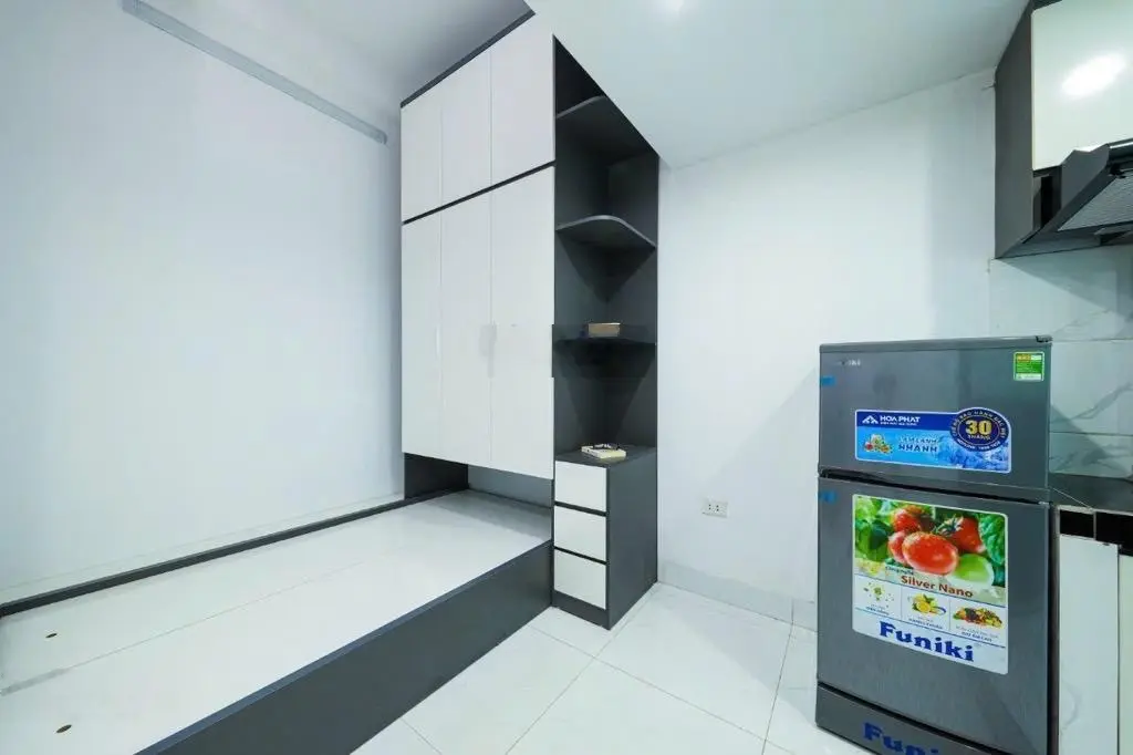 Bán tòa ccmn xây mới phùng khoang 30 phòng kk,155m2- mặt tiền 8m-7 tầng thang máy-fullnộithất-24 tỷ