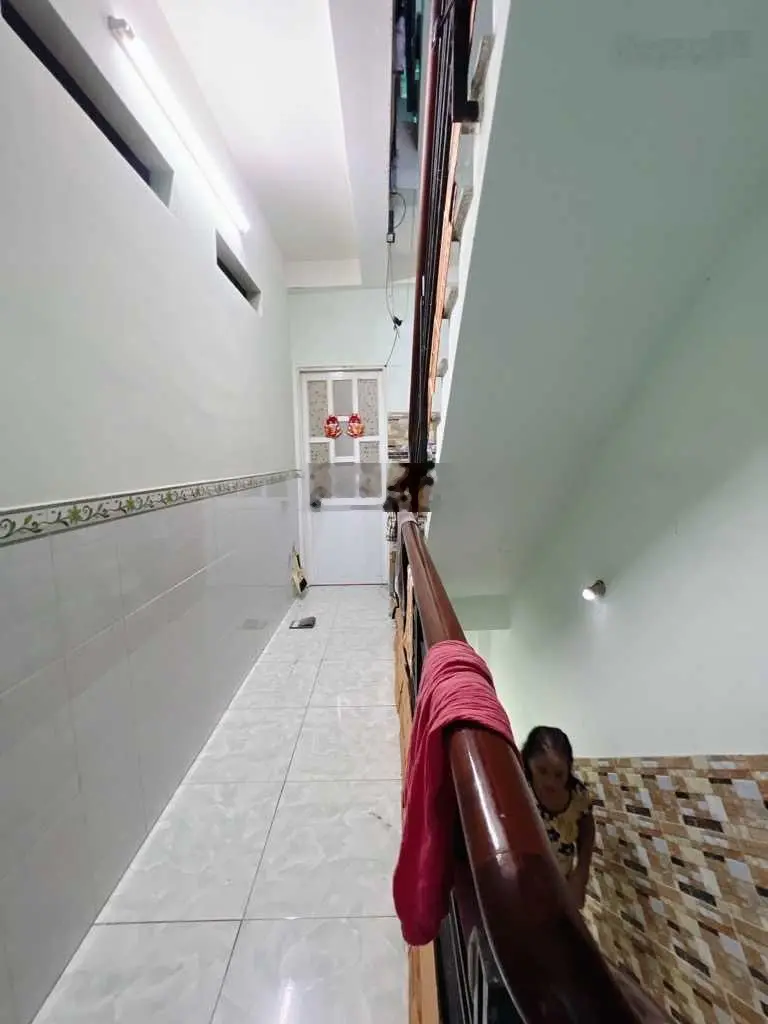 Bán nhà mặt tiền kinh doanh đường vĩnh khánh , 4 x 13 , giá 22 tỷ