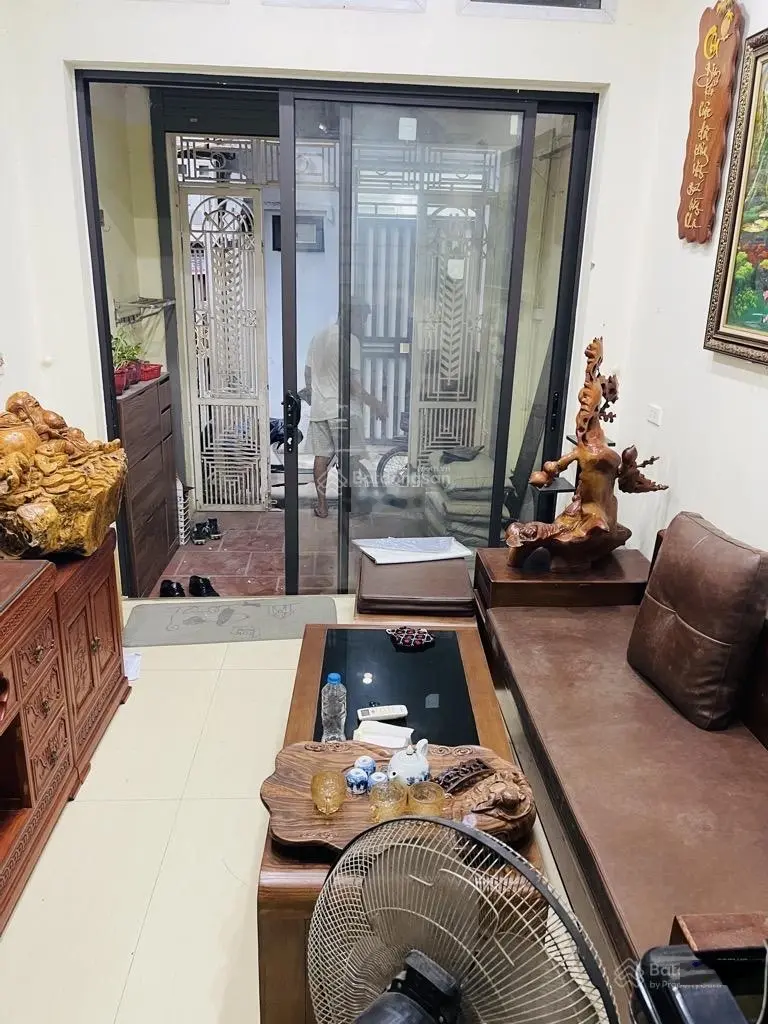 Trung tâm Long Biên - nhiều tiện ích Đức Giang 40m2 5 tầng 5.3 tỷ (có TL)