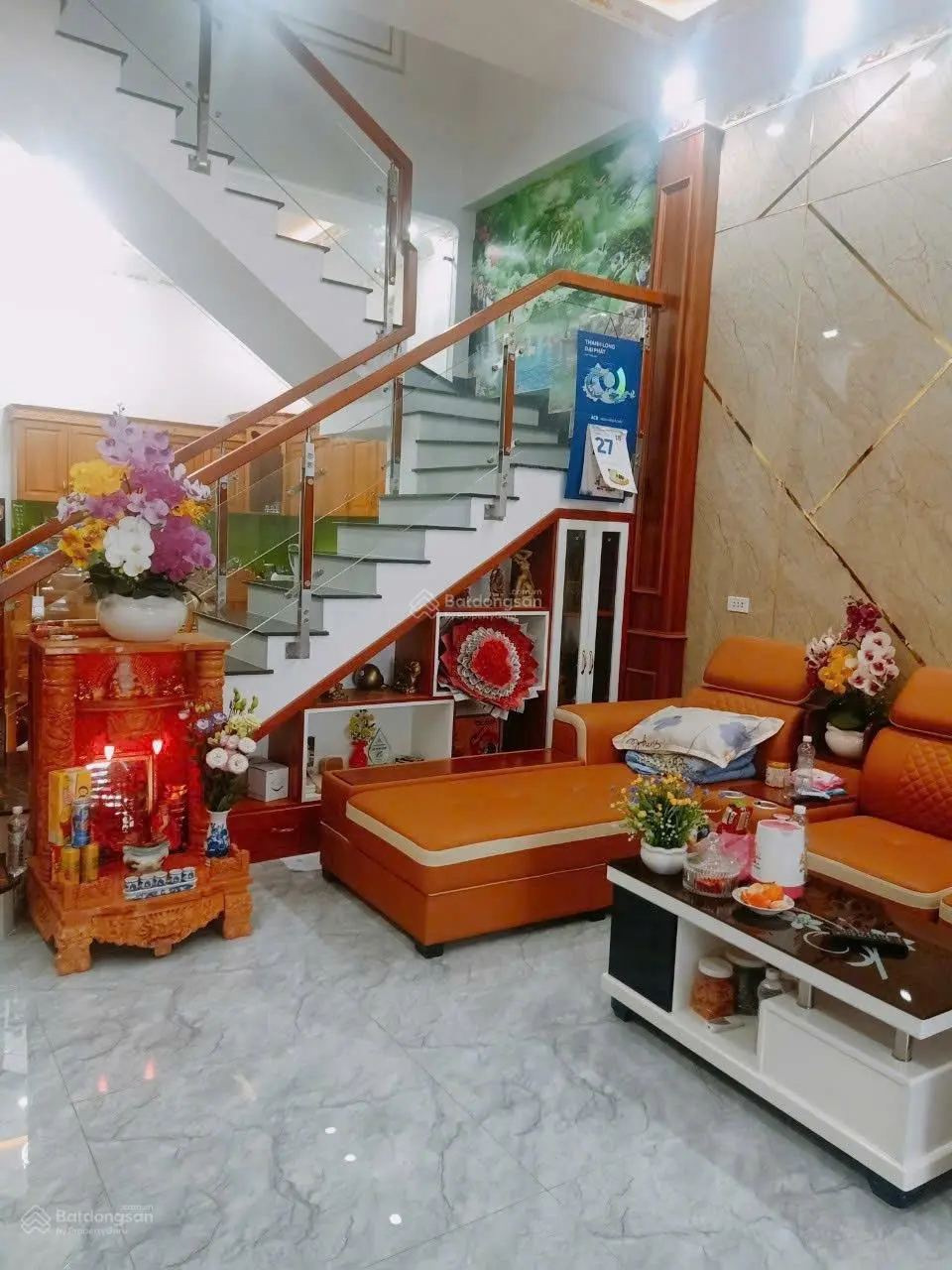 Chủ cần bán căn nhà 1 trệt 2 lầu tự xây ở kiên cố chắc chắn - DT: 75m2 giá 4.250 tỷ LH 0975339699