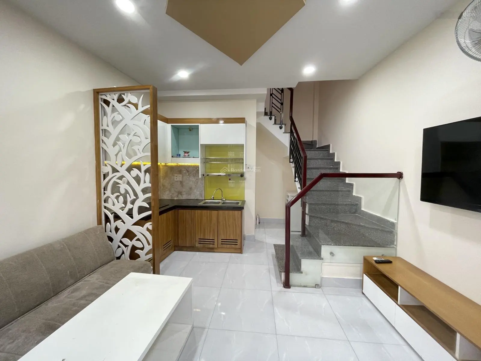 Bán nhà nhỏ xinh hẻm Trần Nguyên Hãn