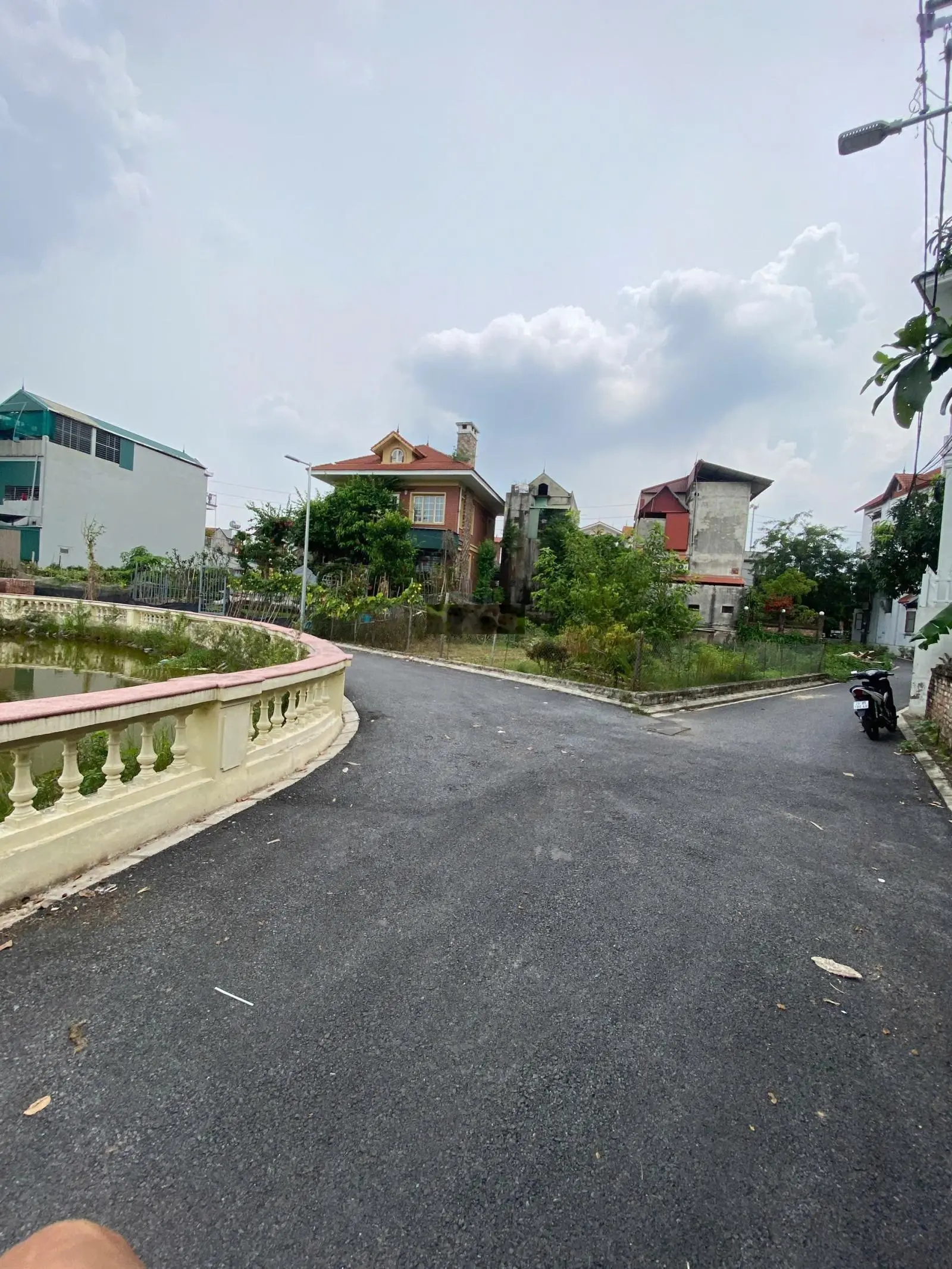 150m2 đất đẹp Đông Dư - 10m ra hồ sinh thái - ôtô chạy vòng quanh - diện tích rộng
