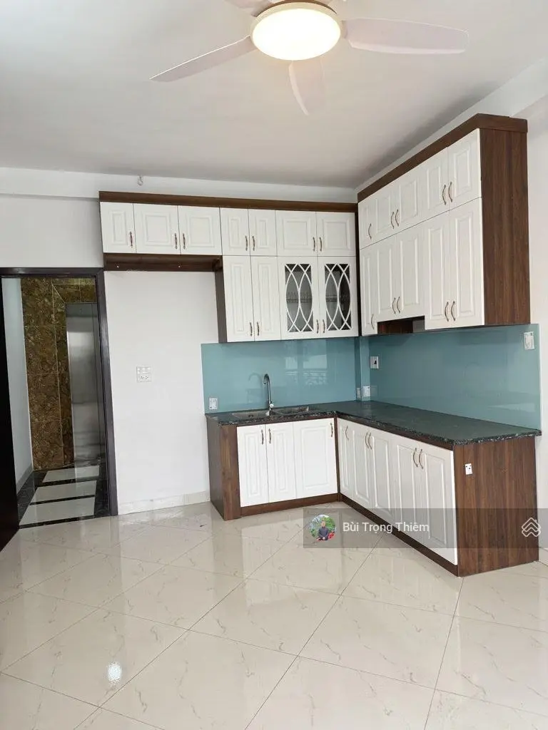 Bán nhà mới đẹp 6 tầng thang máy gara ô tô ở Bát Khối, Long Biên mặt ngõ ô tô tránh giá hạt dẻ
