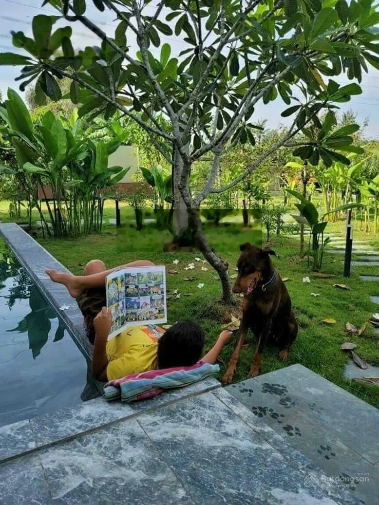 Bán BT vườn, DT 18x35m khuôn viên 560m2, có 100m2 ODT, view sông lớn, hồ bơi, vườn cây, giá 9 tỷ TL
