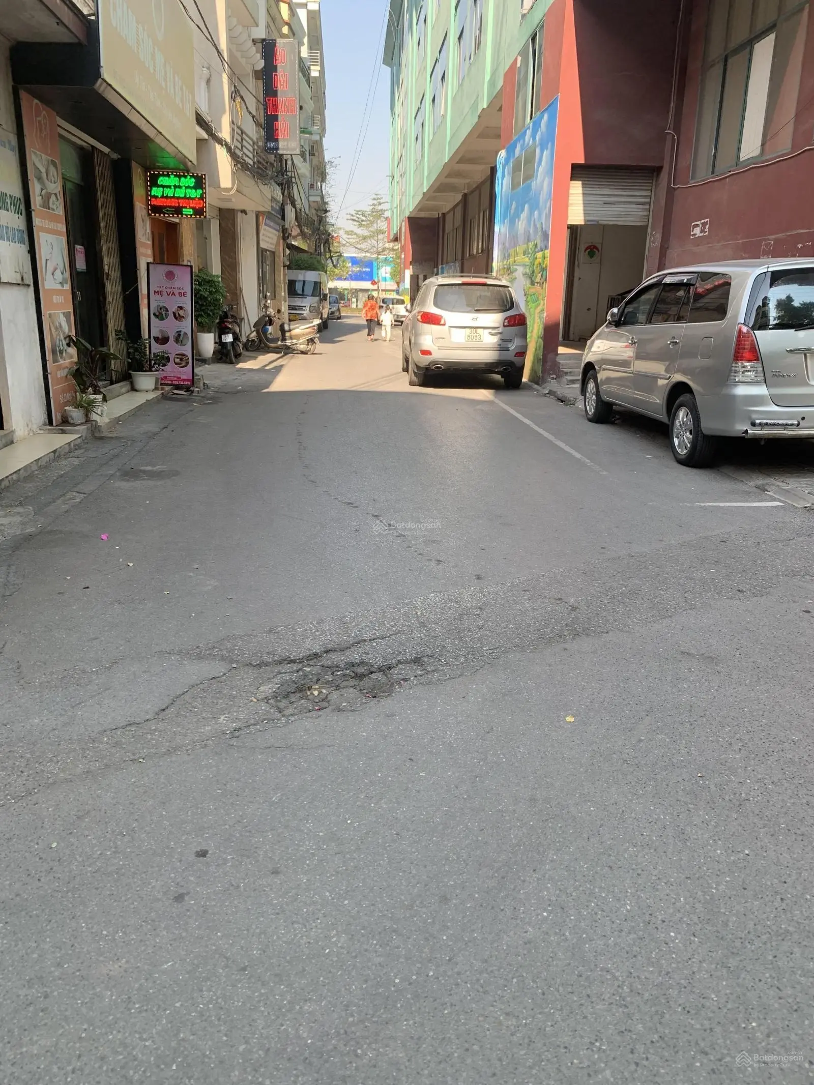 Mảnh đất sót lại tại Ngô Gia Tự, Long Biên, Hà Nội kinh doanh ô tô tránh.