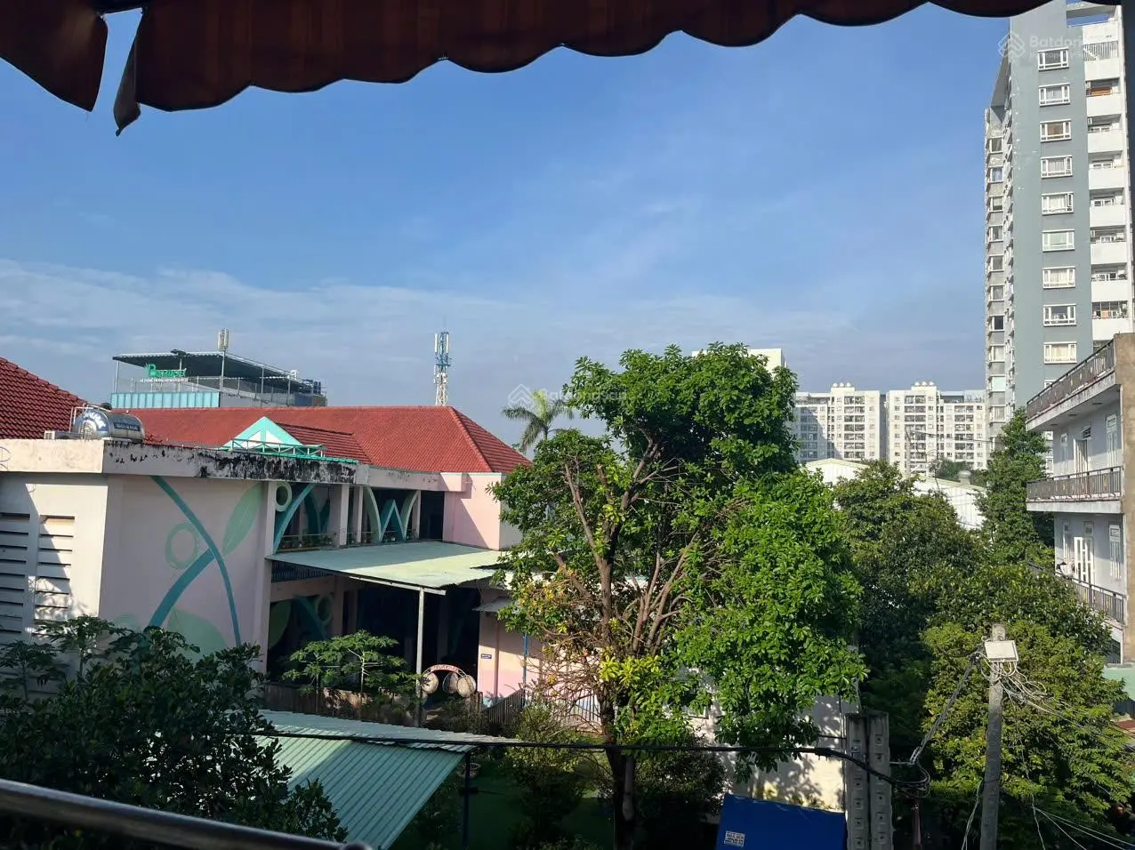 Chính chủ giảm giá bán lỗ căn nhà đẹp hẻm lớn 2 tầng phường Thới An Q.12