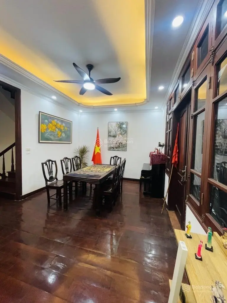 Nhà đẹp lê thanh nghị trung tâm hai bà trưng -nhà dân xây 2 thoáng -10m ra phố-ngõ thông kinh doanh