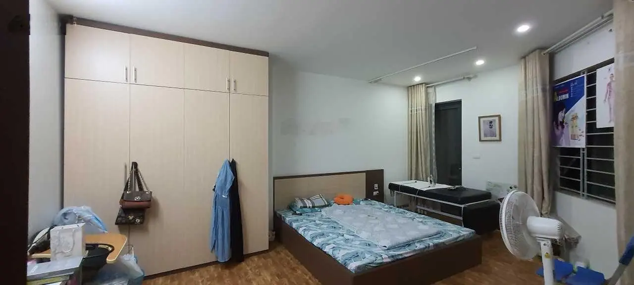 Bán nhà mặt phố Thiên Hiền 48m2 - lô góc - kinh doanh 3 mặt thoáng - 17 tỷ