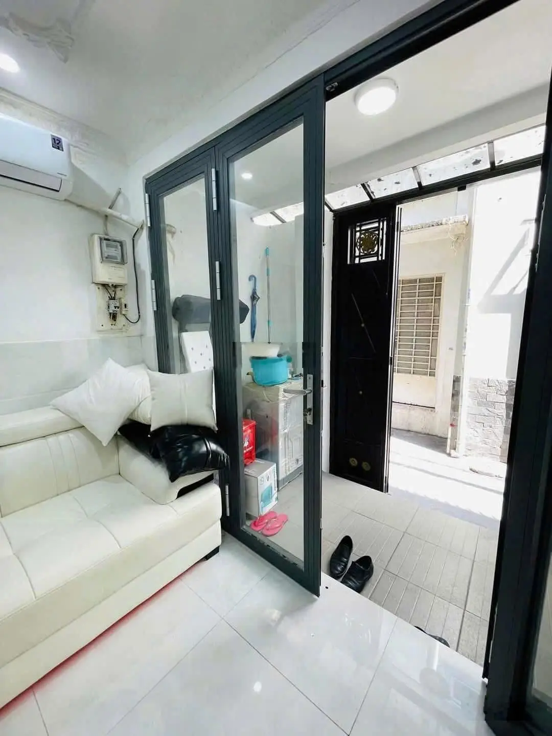Bán nhà 2 mặt hẻm thông tứ hướng P2 Phú Nhuận LH 0915178859