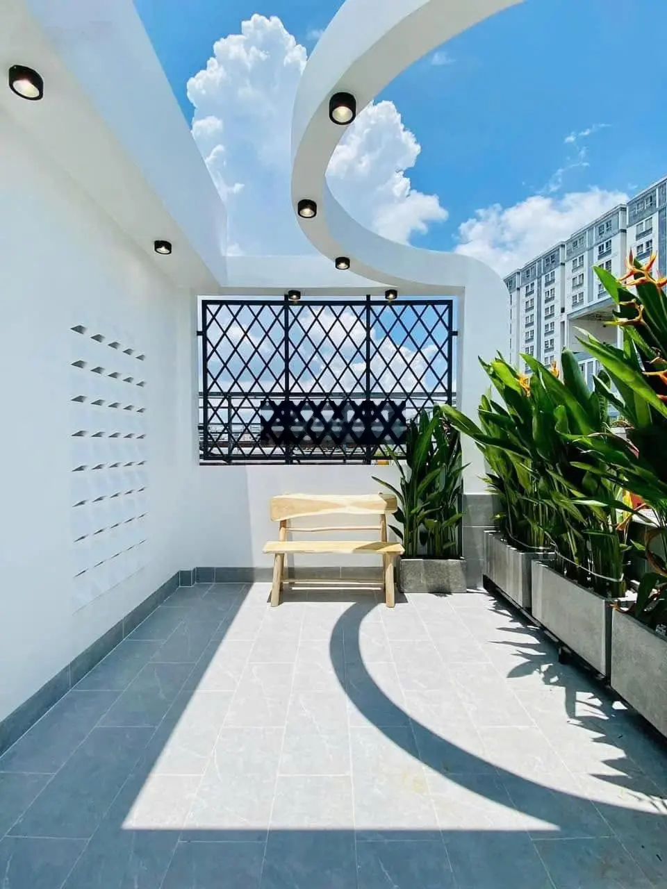 Nhà kinh doanh ngay Thủ Khoa Huân - Tân Bình cho thuê 26Triệu. Giá 3Tỷ200/70.6m2 gần chợ Tân Bình