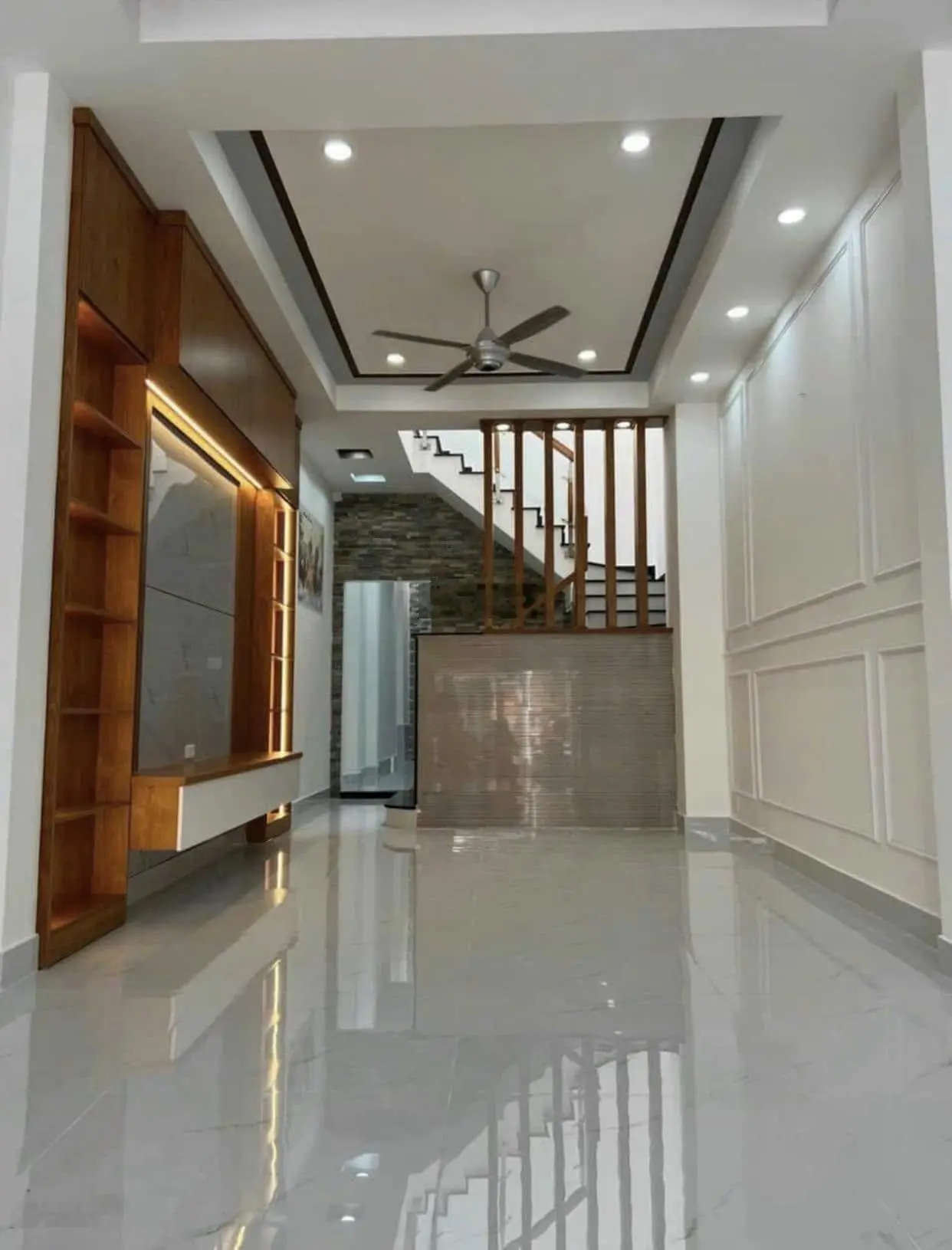 Gia đình em cần bán gấp nhà gần cao tốc, ngay KDC Đinh Đức Thiện, 5x20m, 820TR