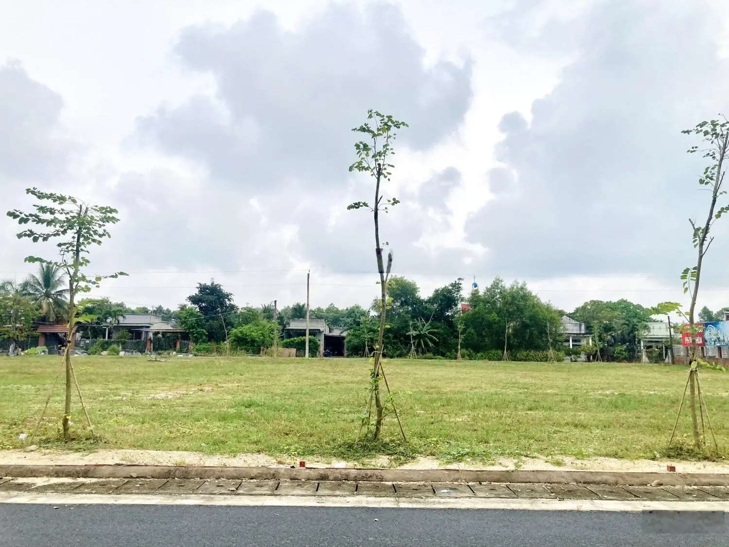 Chủ định cư USA bán gấp đất 100m2/SHR ngay MTĐ Lê Bôi, Phường 7, Quận 8, Hồ Chí Minh
