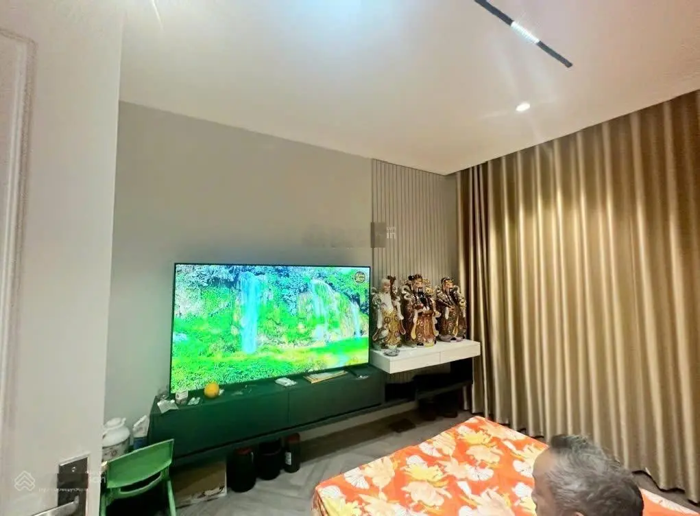 Bán nhà đẹp bồ đề long biên, 7 tầng, phân lô, ga ra, thang máy, kinh doanh, giá mềm