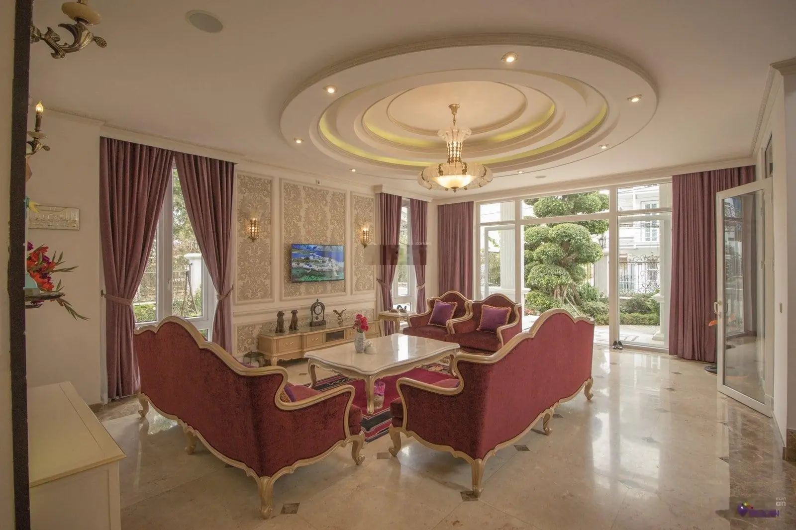 Bán Villa Mặt tiền Sổ riêng Đinh Tiên Hoàng, Phường 2 cung đường ngay sân Golf Đồi Cù