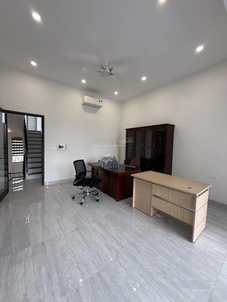 Siêu phẩm nhà 5 tầng ô tô kinh doanh phố Phạm Văn Nghị, Bắc Từ Liêm 52m2 giá 12 tỷ